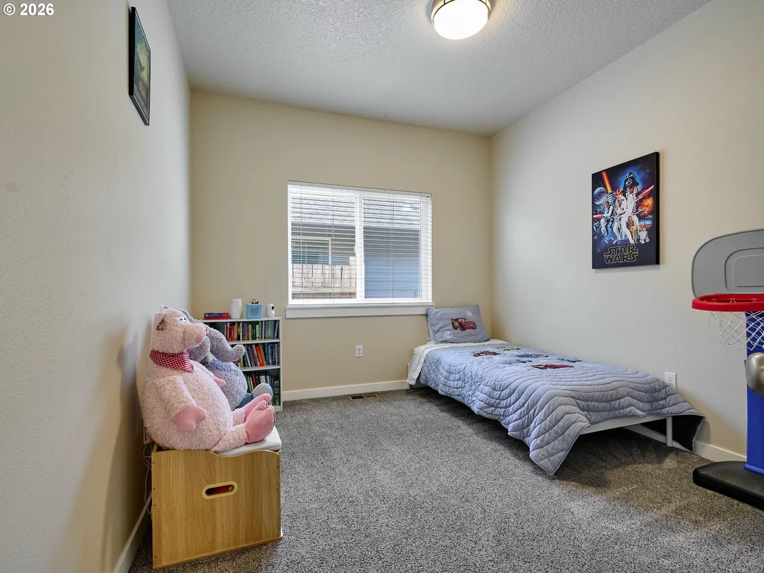 Photo of 542 E ELM LOOP