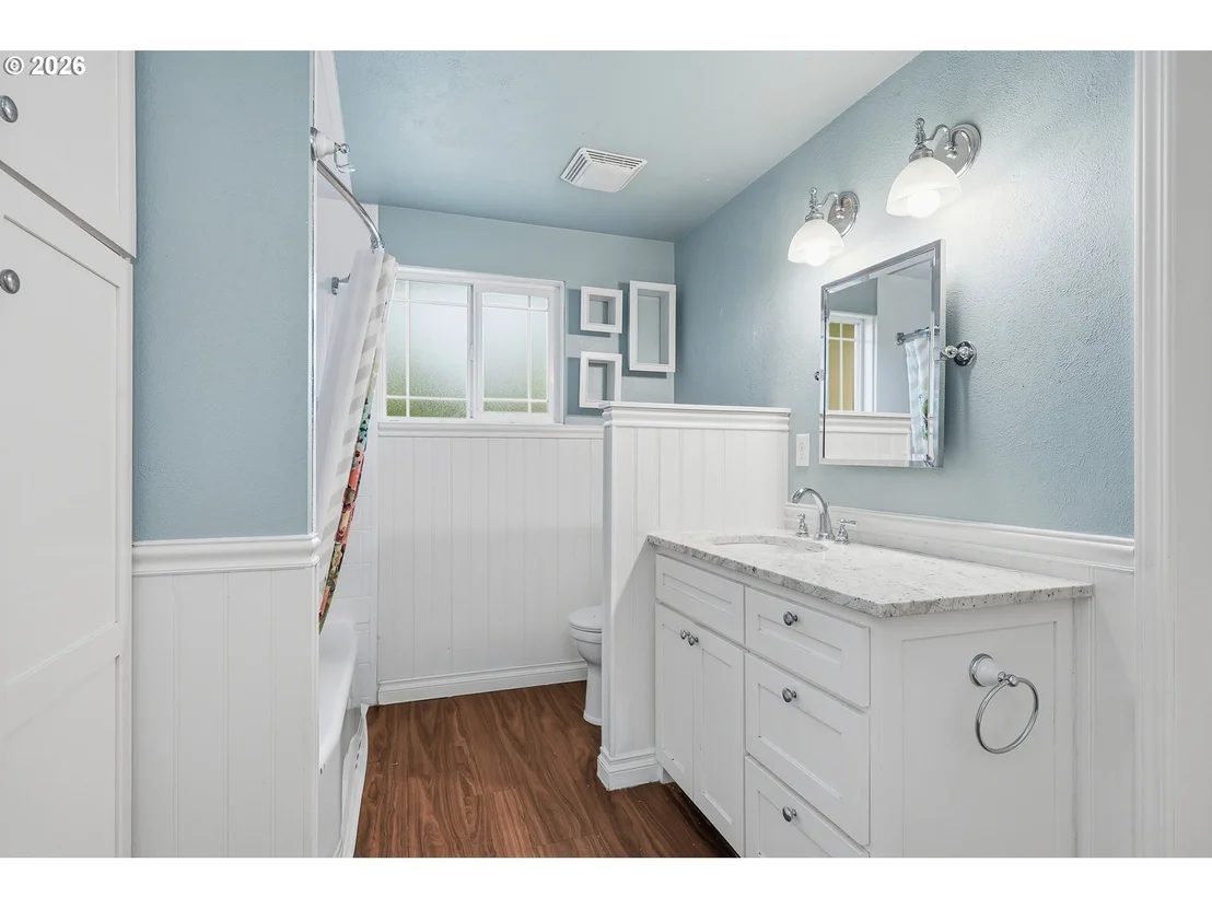Photo of 30 COACHMAN DR