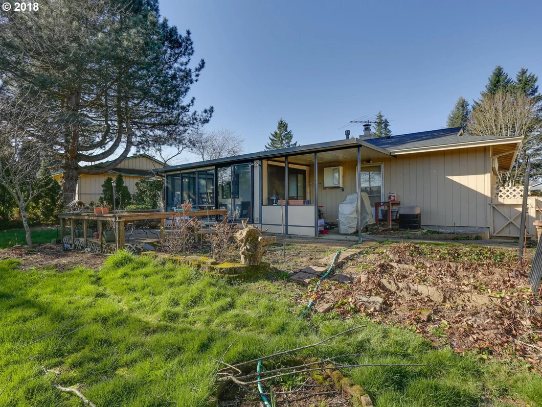 Photo of 1620 SE HALE CT