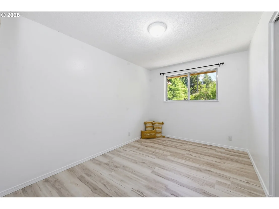 Photo of 2250 W IRWIN WAY