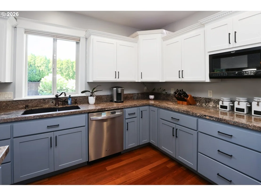 Photo of 347 LAZY AVE