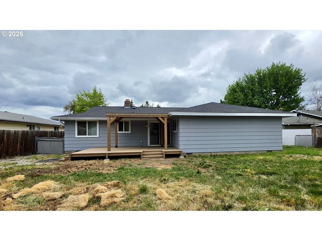Photo of 5313 MAZAMA DR