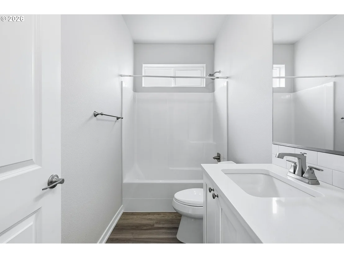Photo of 1438 NE SHELL ROCK DR