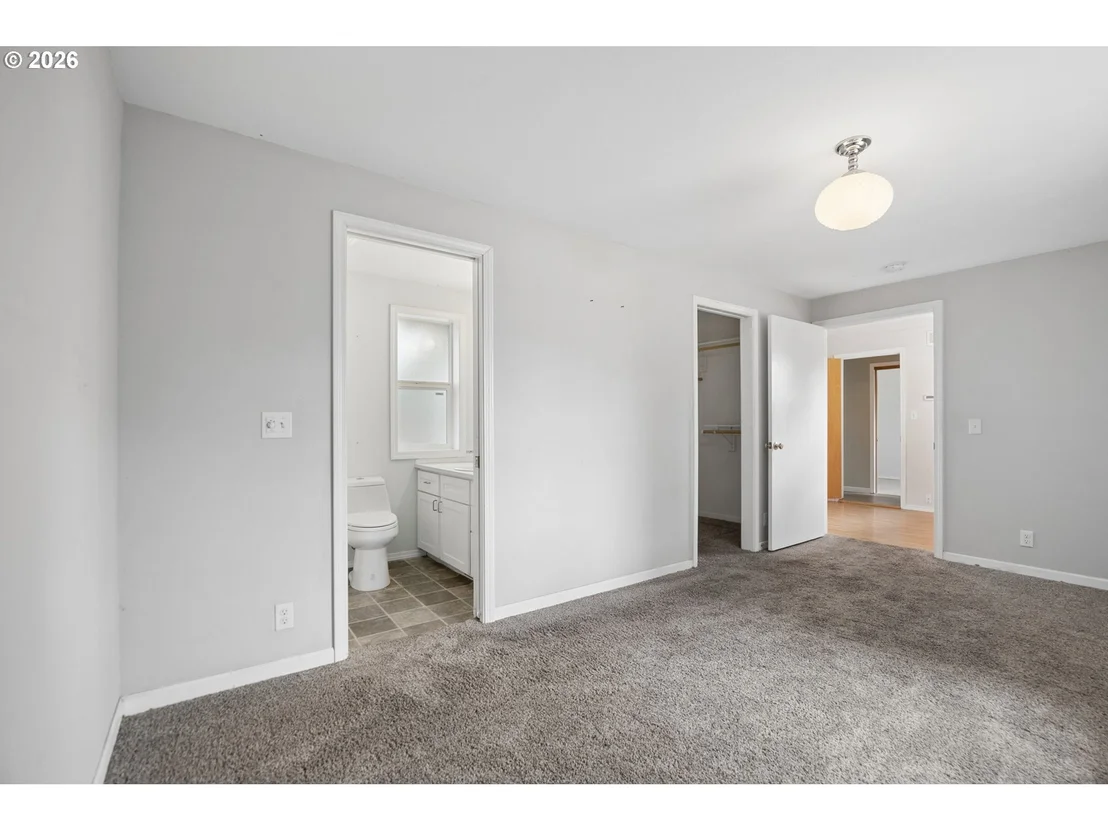 Photo of 5127 SE WELCH RD