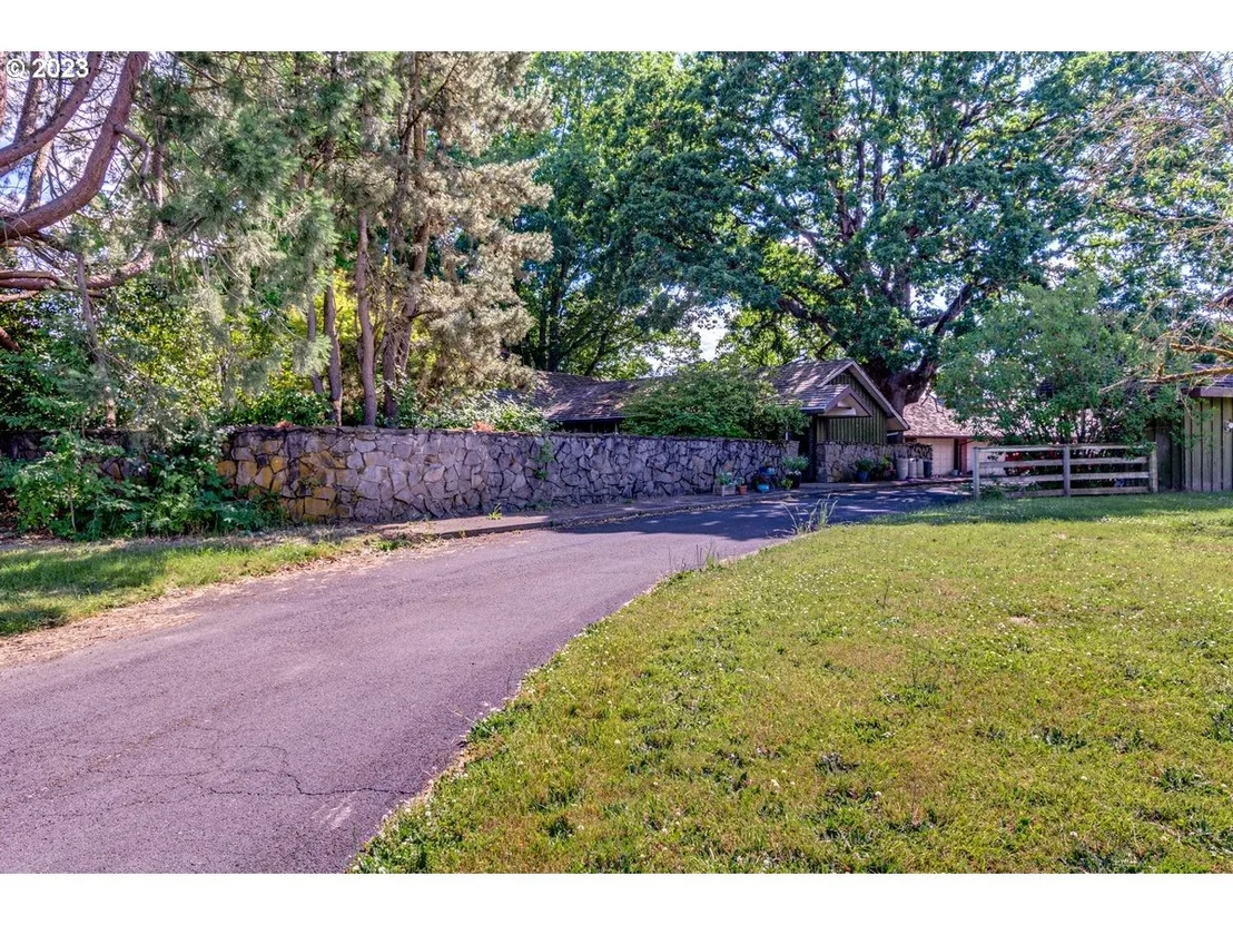 Photo of 13750 SE LOCKS LOOP RD