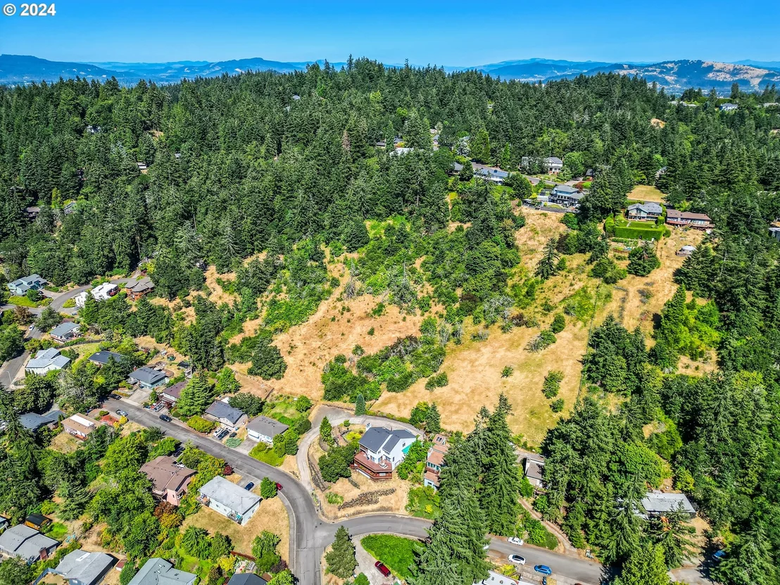 Photo of E 38TH AVE