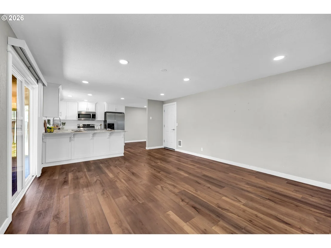 Photo of 326 38TH PL