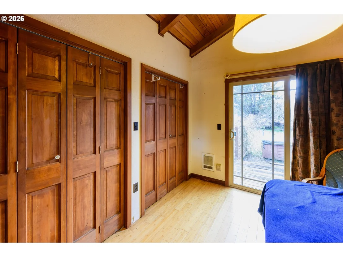 Photo of 1377 MOONSHINE PARK RD