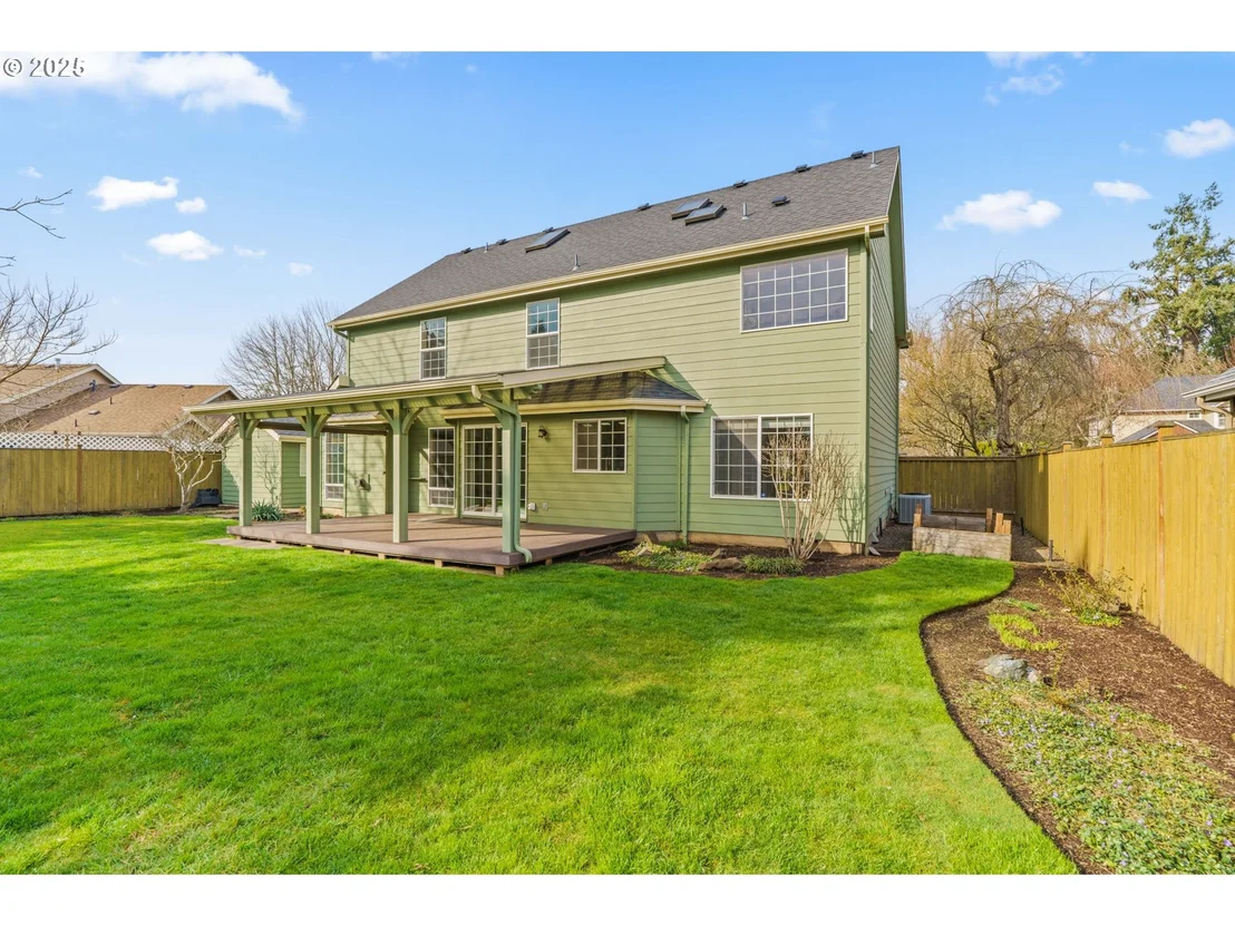 Photo of 54 SILVER OAK DR