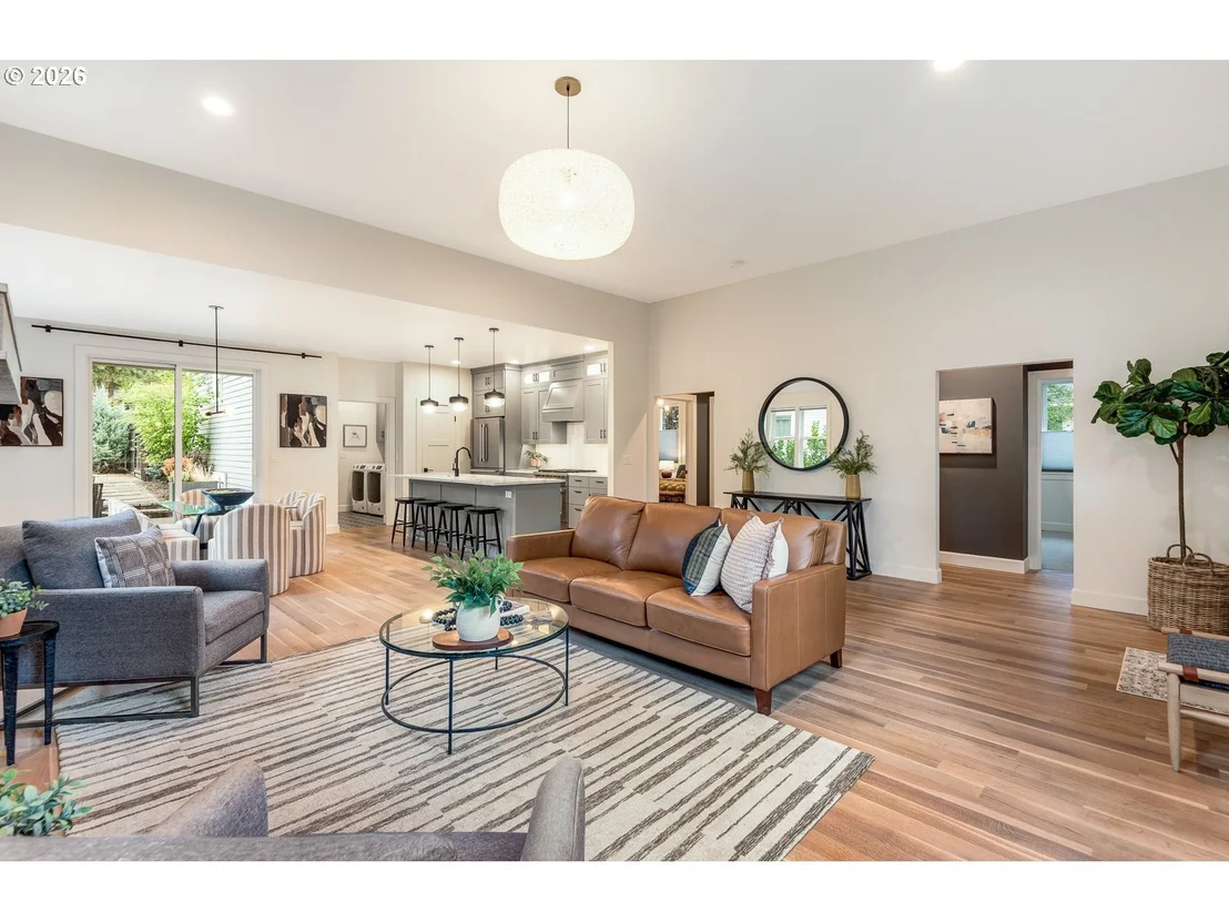 Photo of 2424 NW CROSSING DR