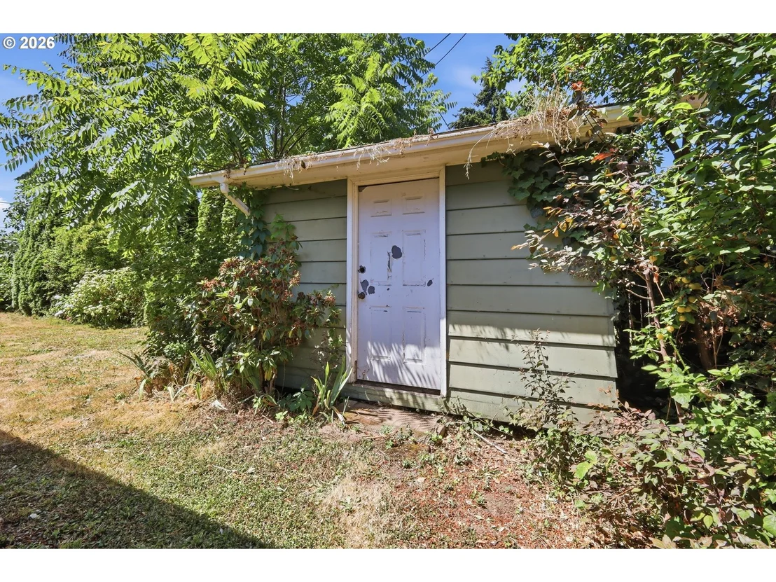 Photo of 1030 1ST PL
