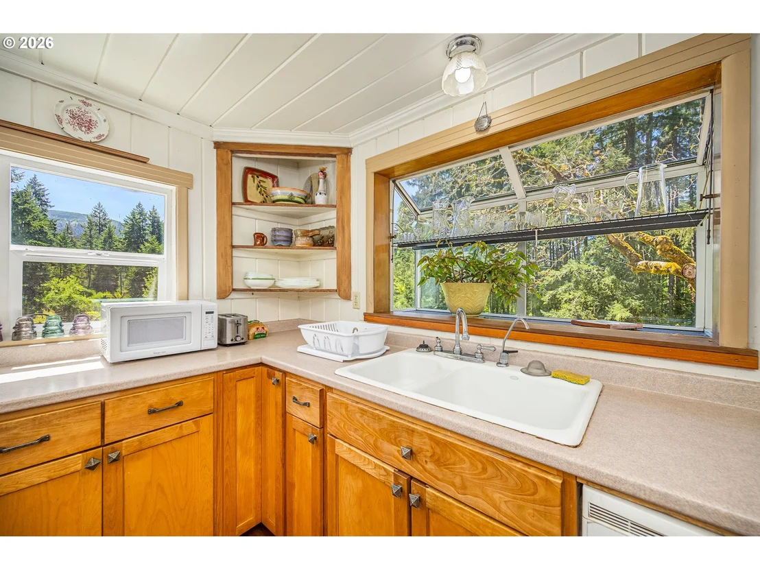 Photo of 40168 BOOTH KELLY RD