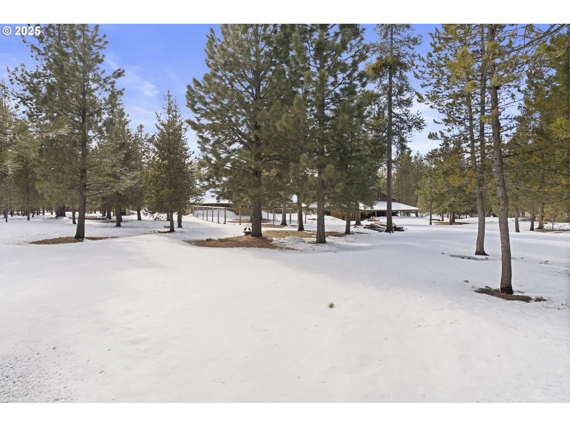 Photo of 140643 KAMLOOP LN