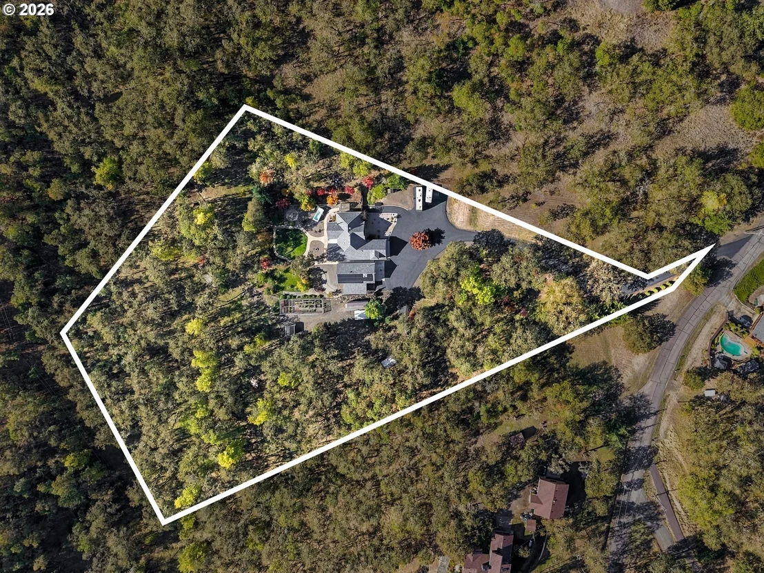 Photo of 711 SABLE DR
