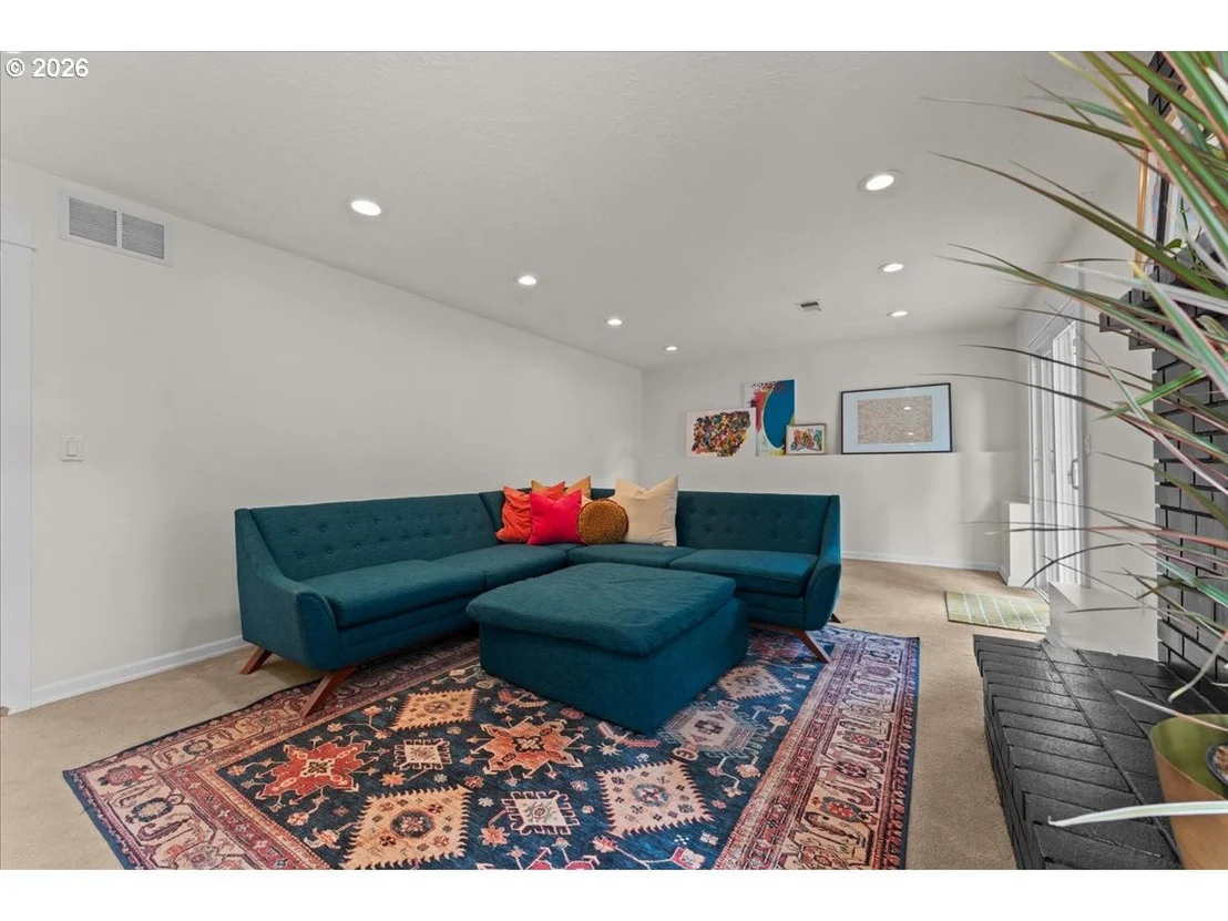 Photo of 1360 SW 19TH DR