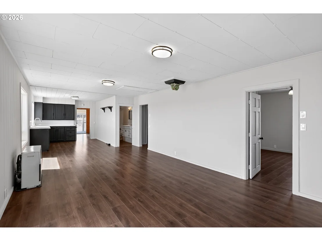 Photo of 25660 SPRAGUE RIVER RD
