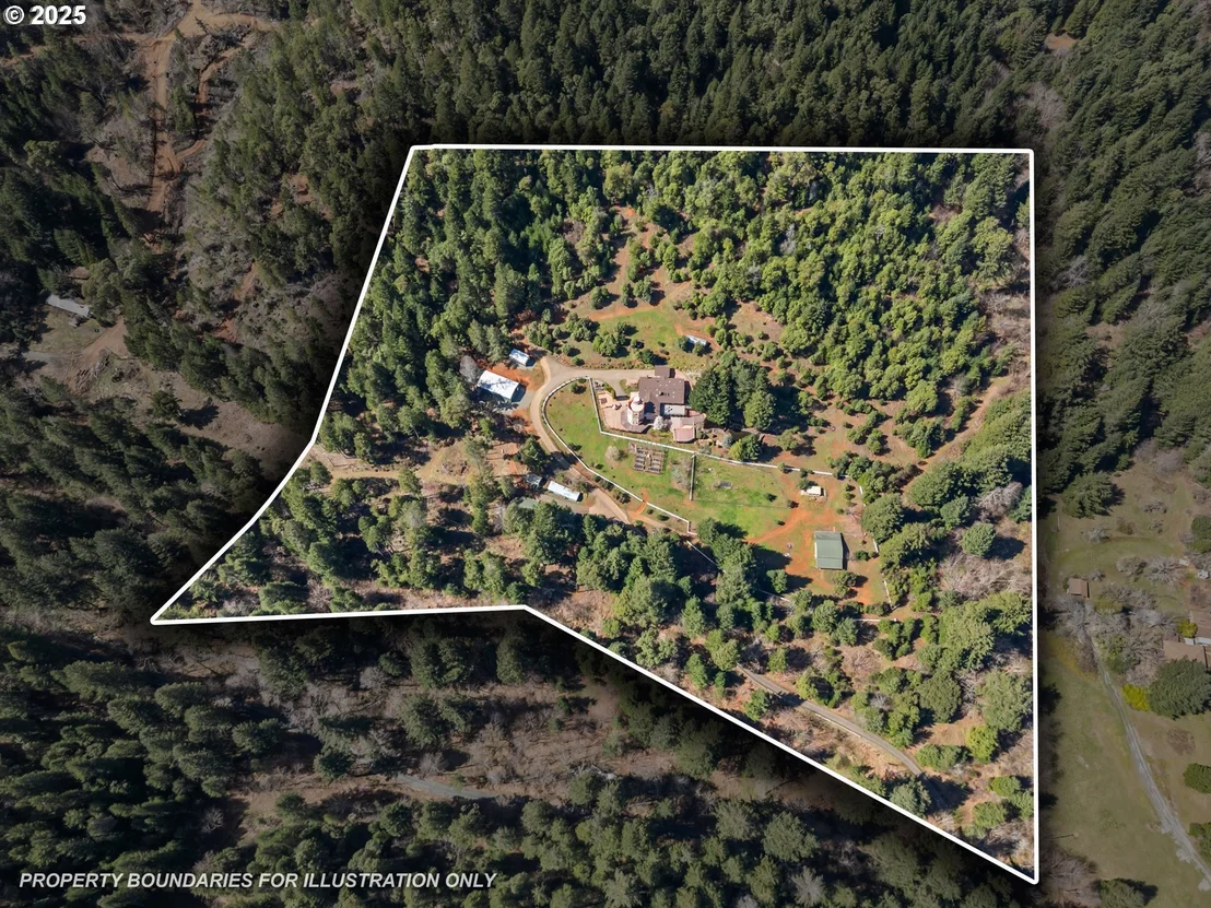 Photo of 520 BRIMSTONE RD