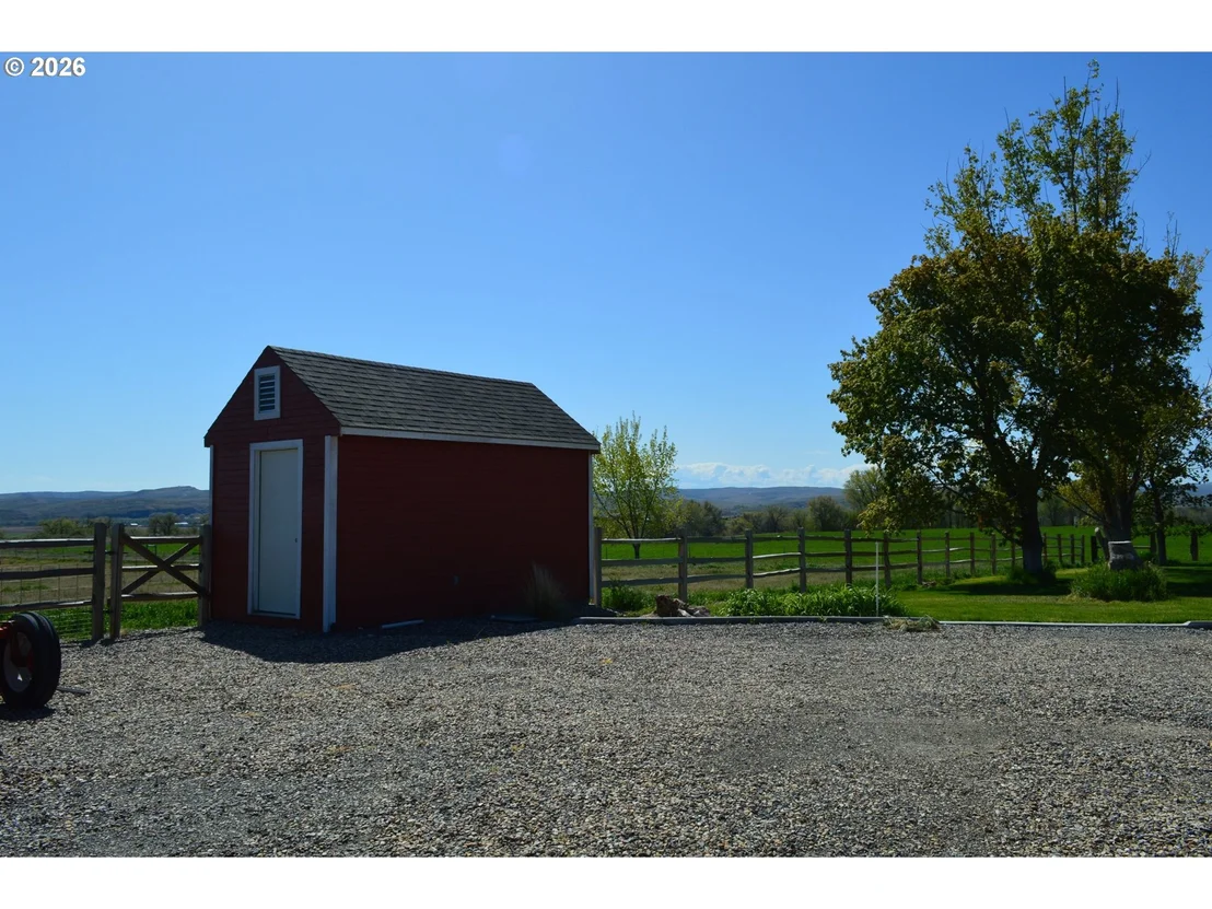 Photo of 1935 BENCH RD