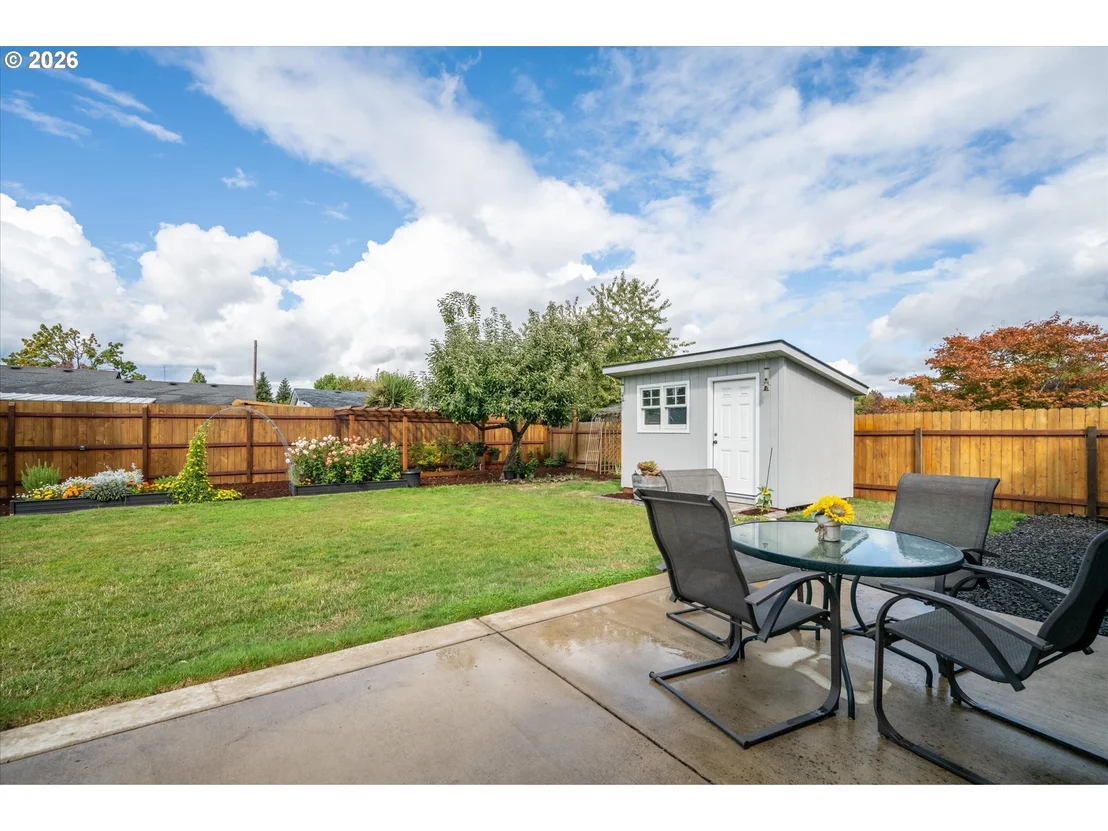 Photo of 3316 REDWOOD DR