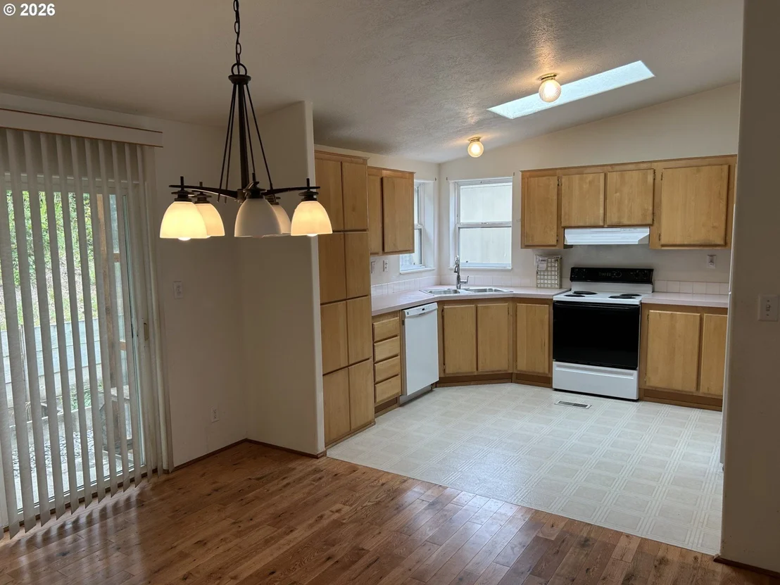 Photo of 63439 JEROME RD