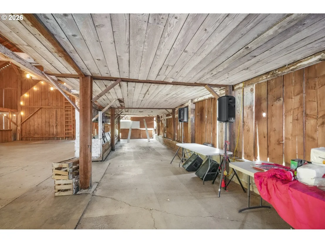 Photo of 27424 SE EAGLE CREEK RD