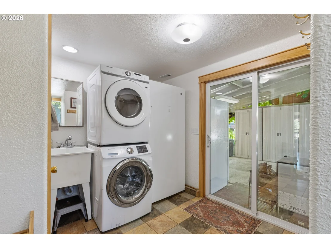 Photo of 220 Faver DR