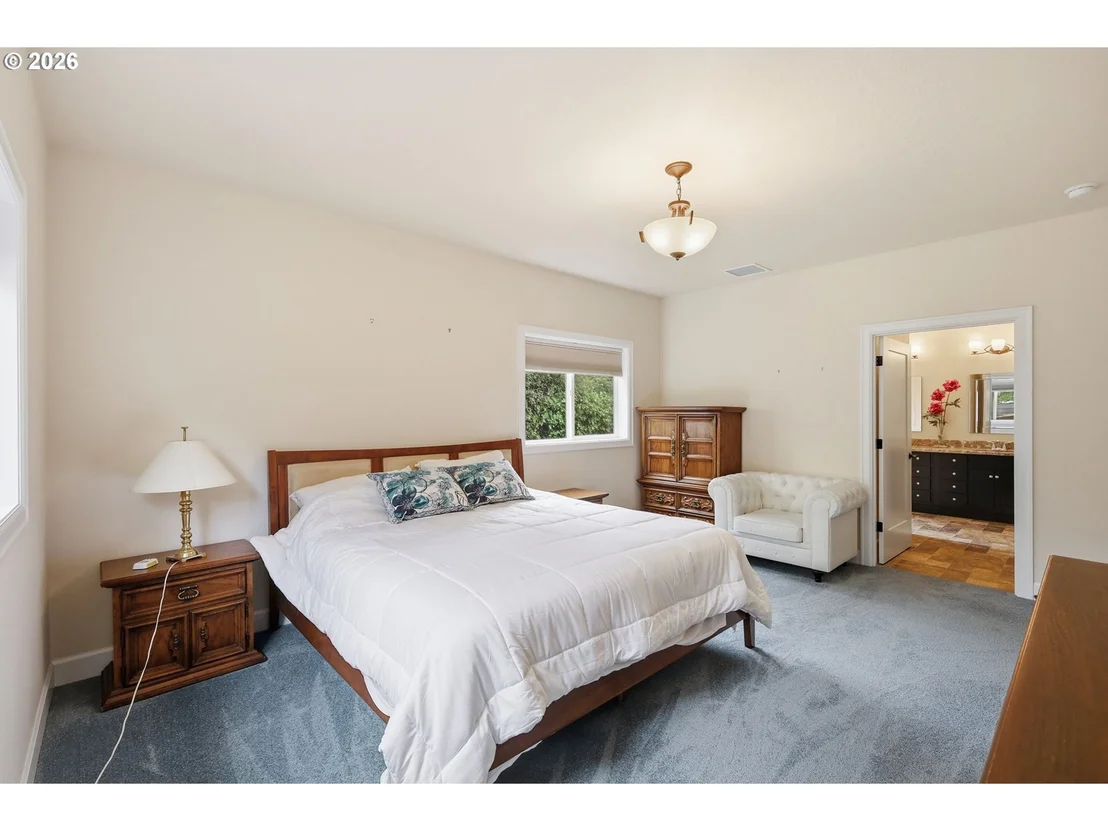 Photo of 106 HANSEN LN