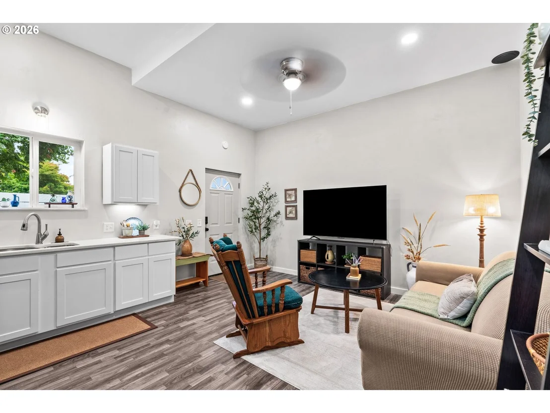 Photo of 2343 WILBUR AVE