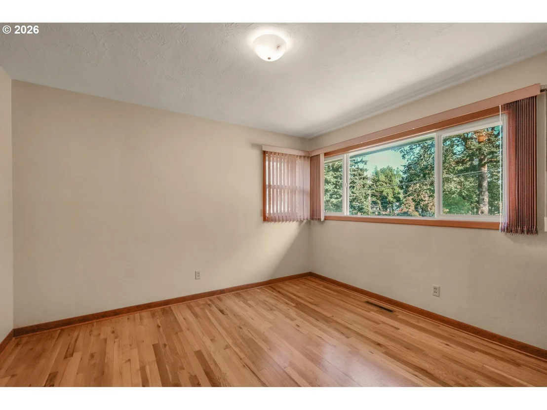 Photo of 230 PARK DR