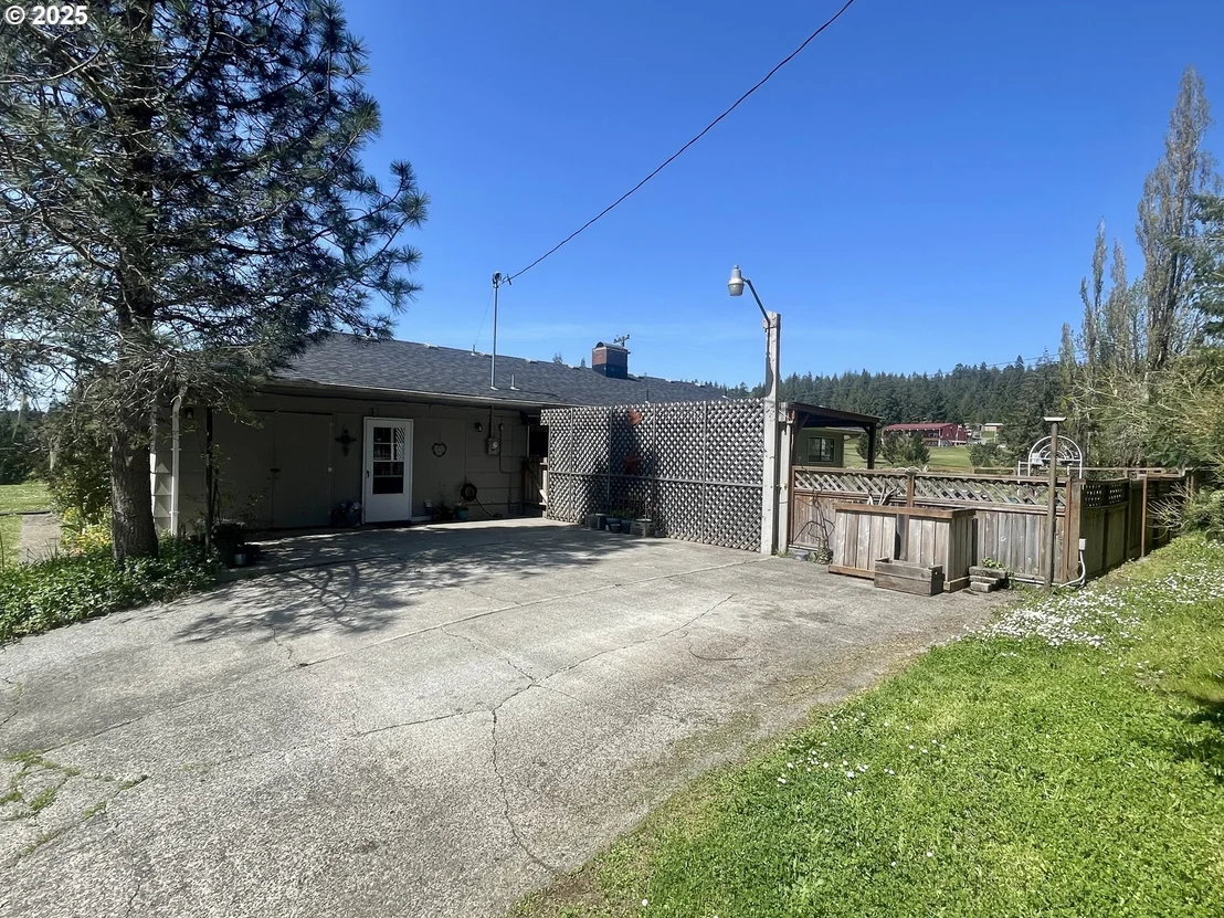 Photo of 54824 ROBINSON RD