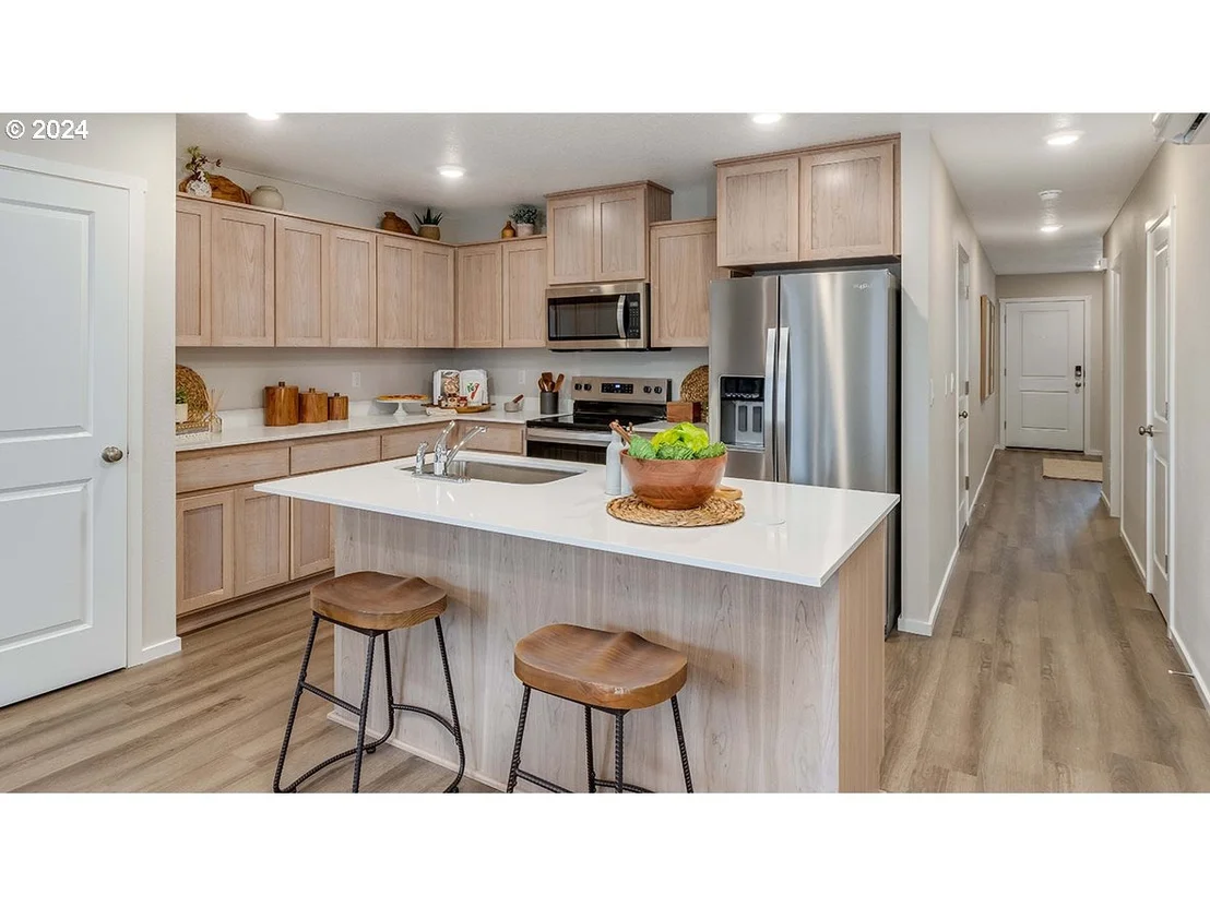 Photo of 6190 SE 16th ST