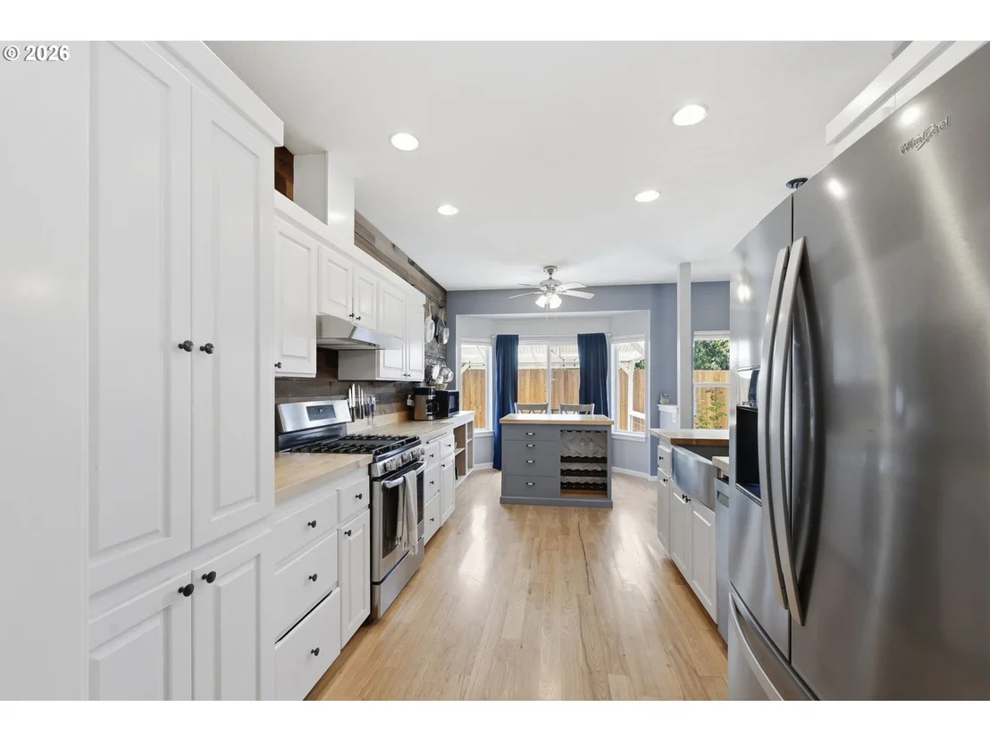 Photo of 2910 RIVER RD