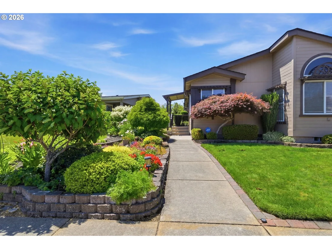 Photo of Unit 33 at 3220 CRESCENT AVE