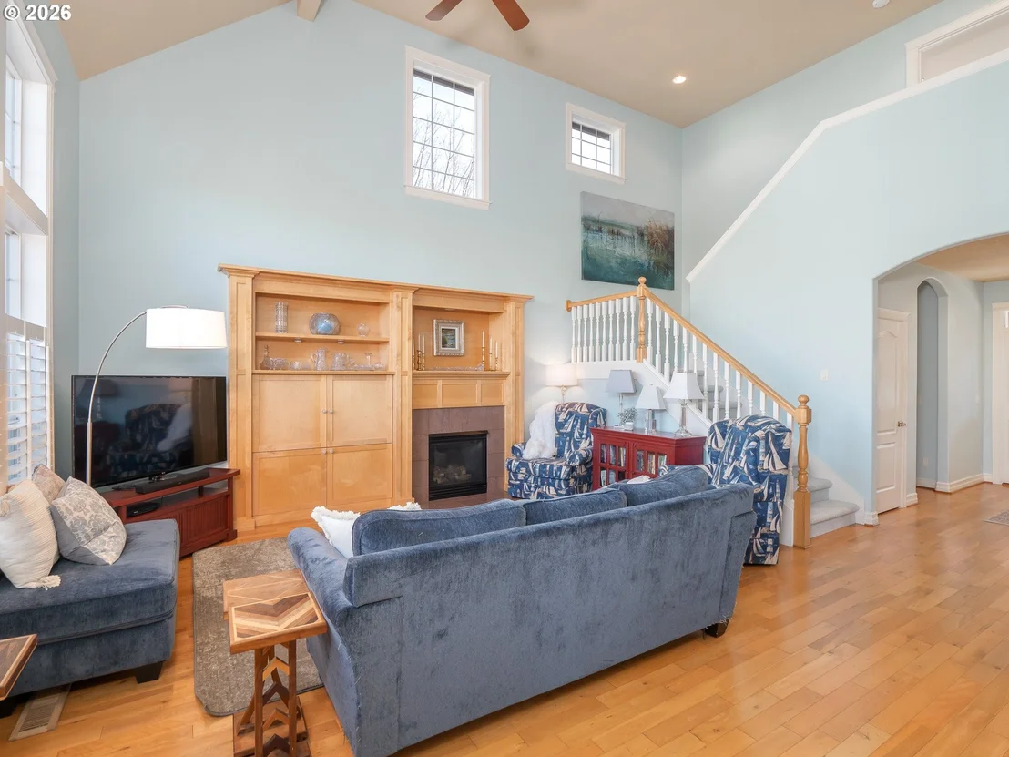 Photo of 3866 OAK MEADOWS LOOP