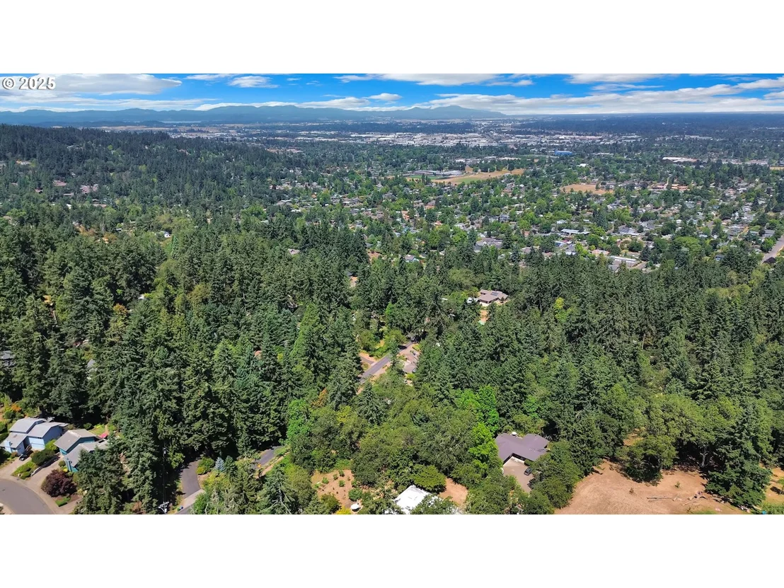 Photo of 2 Storey BLVD