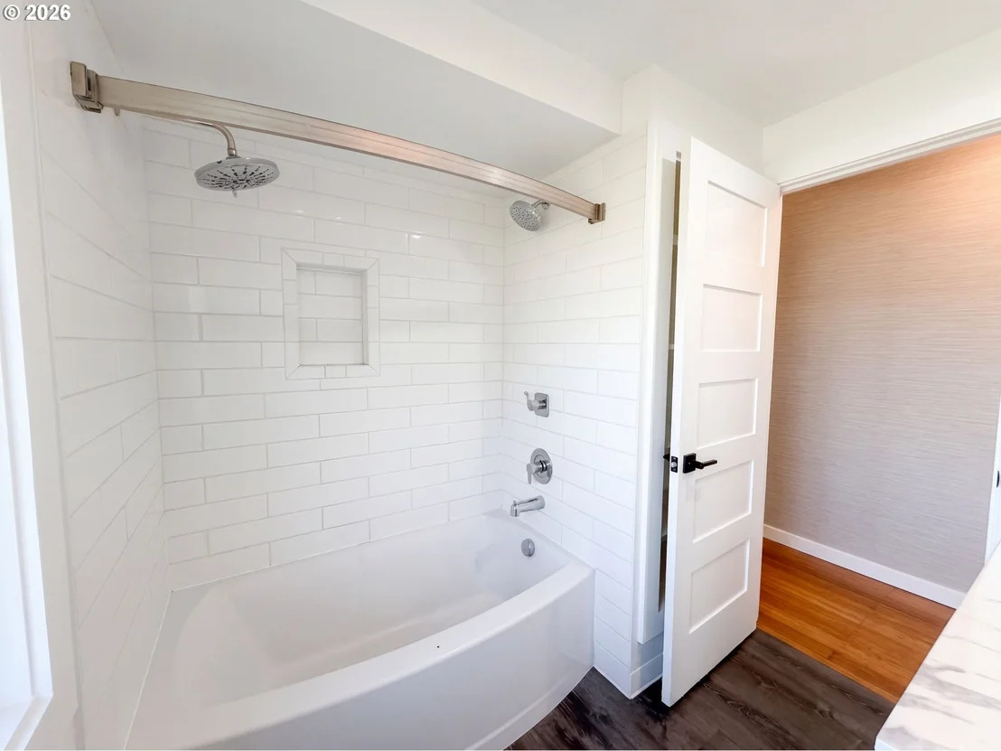 Photo of 1320 NE 17TH ST