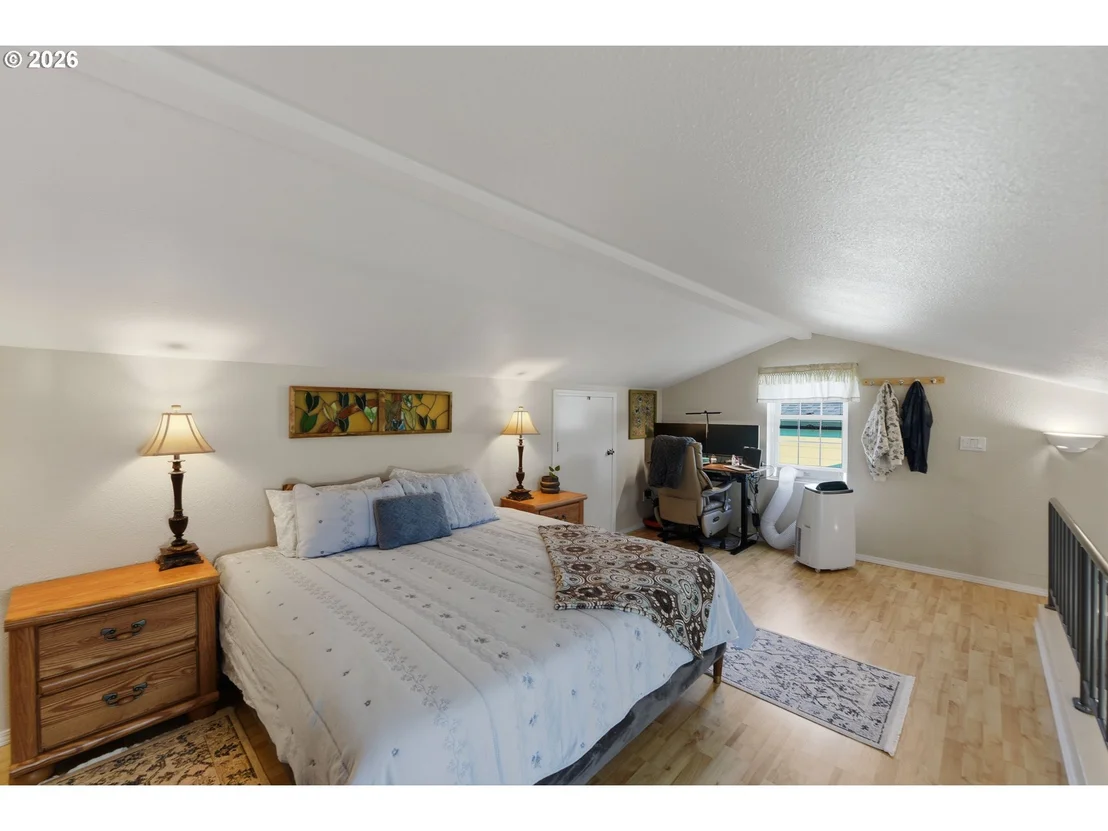 Photo of 10 PINE LN