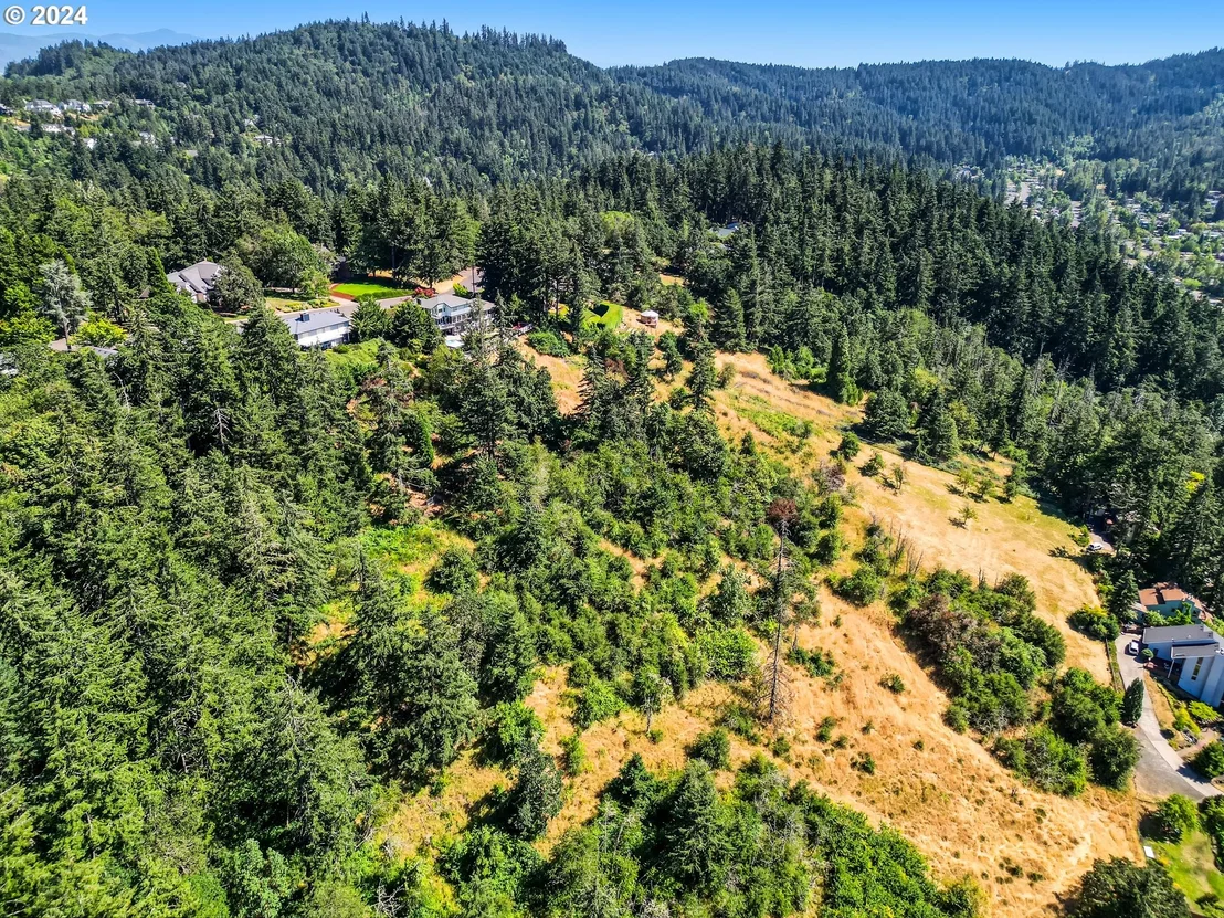 Photo of E 38TH AVE