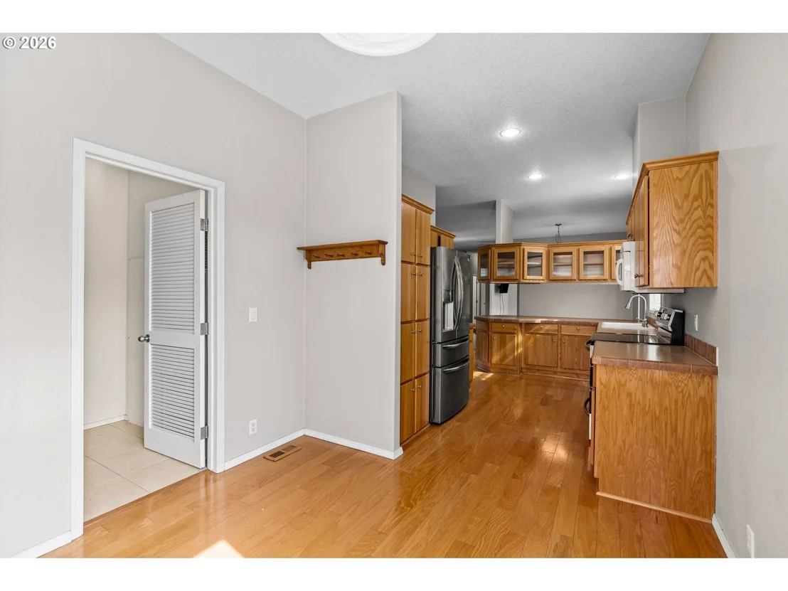 Photo of 2335 WILBUR AVE