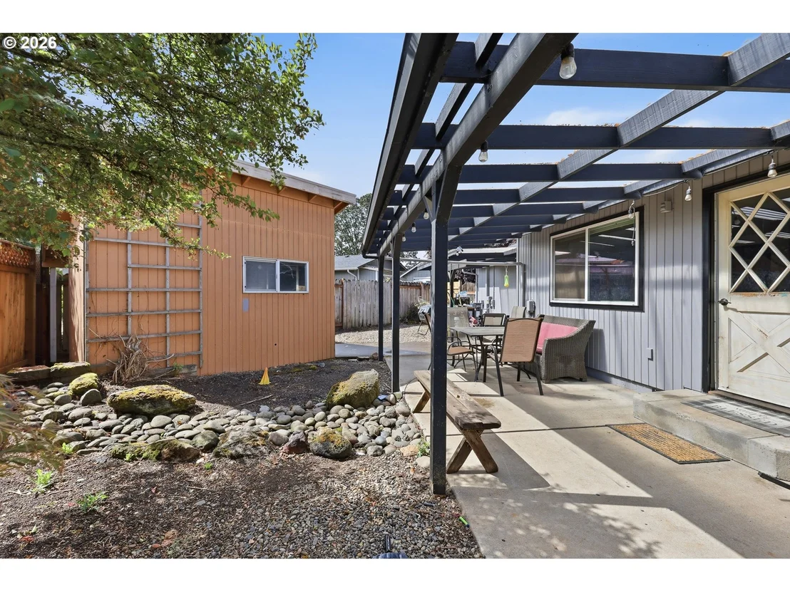 Photo of 460 TIMOTHY ST