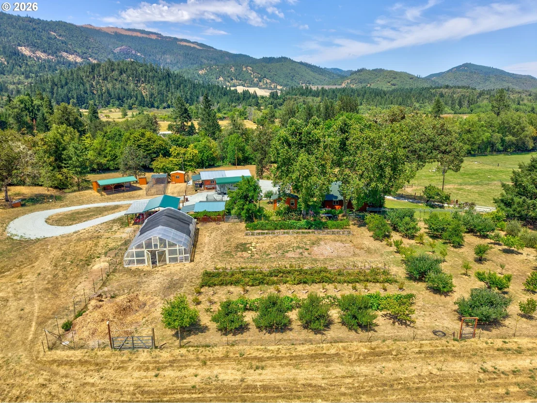 Photo of 220 Faver DR