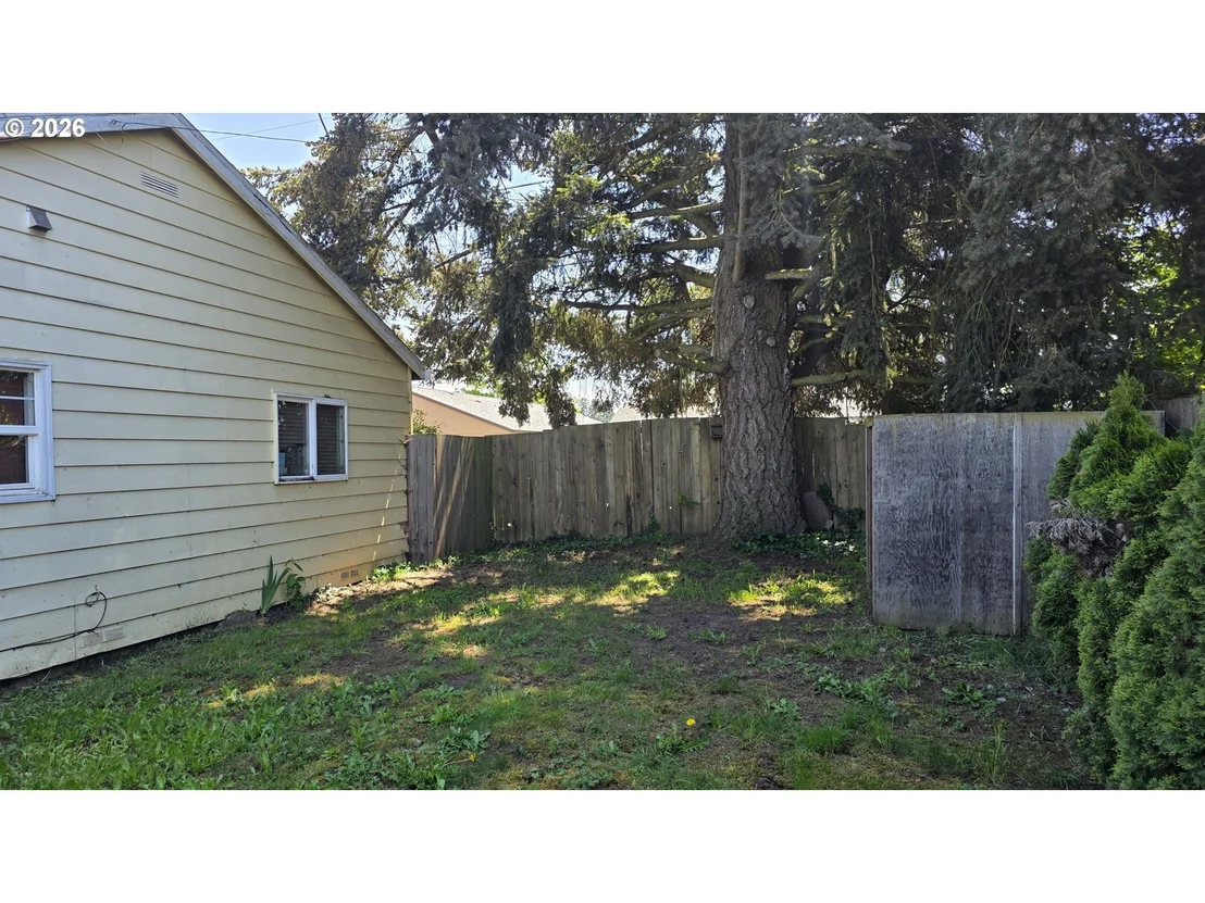Photo of 3801 DOVE LN