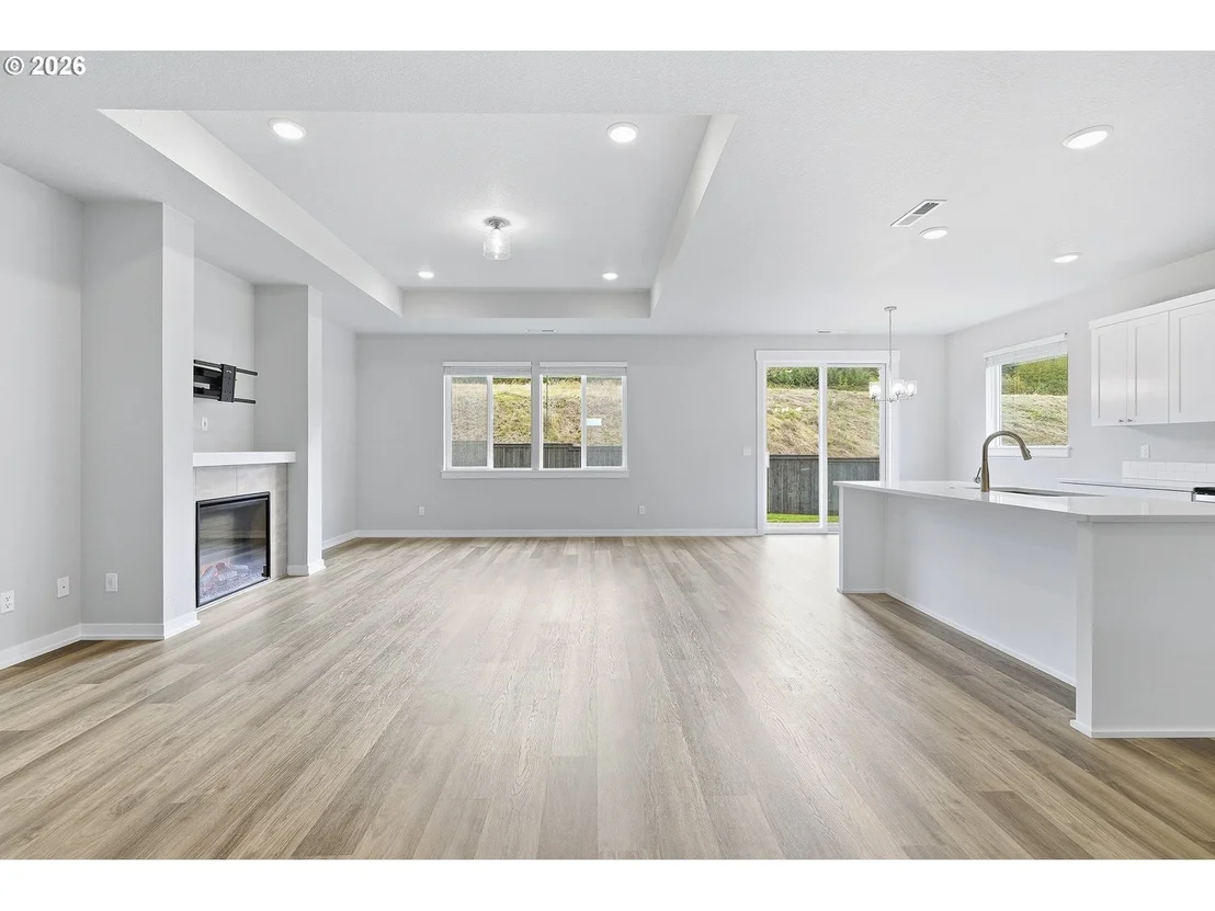 Photo of 1438 NE SHELL ROCK DR