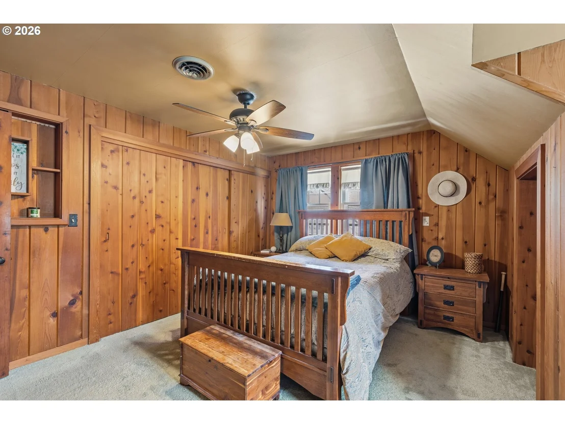 Photo of 1631 GLENBROOK LOOP RD