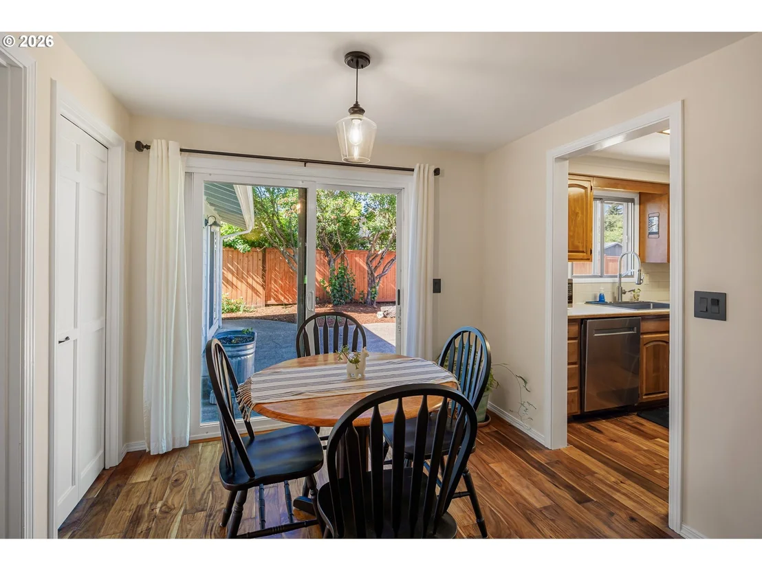 Photo of 1015 SAVILLE AVE