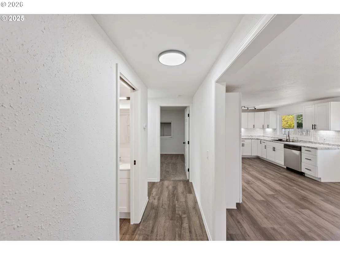 Photo of 165 N 15TH ST