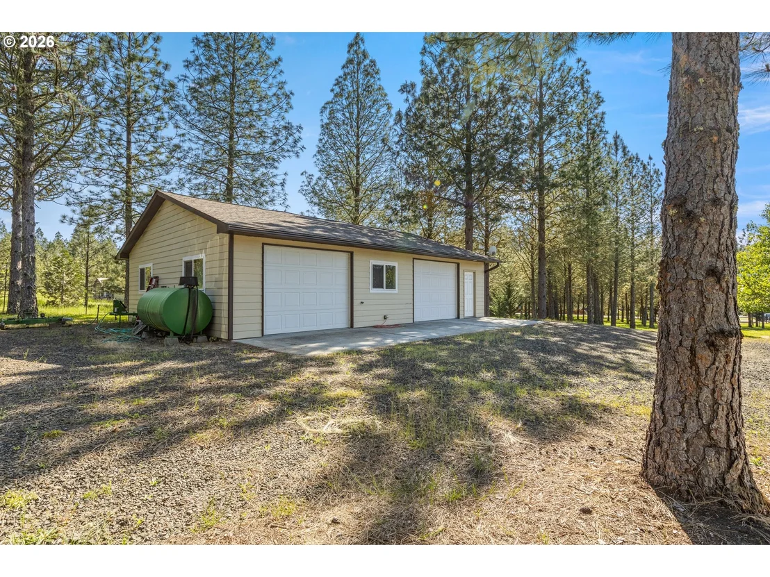 Photo of 757 ECHO DR
