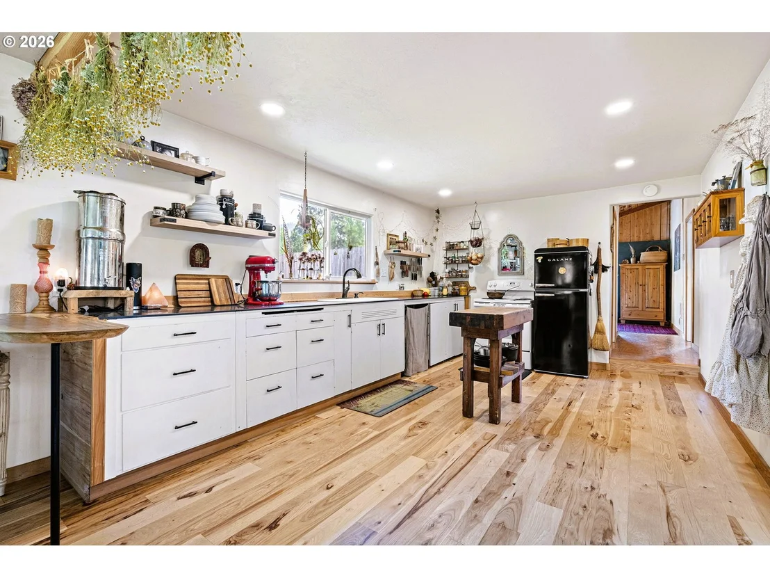 Photo of 78807 TERRITORIAL RD