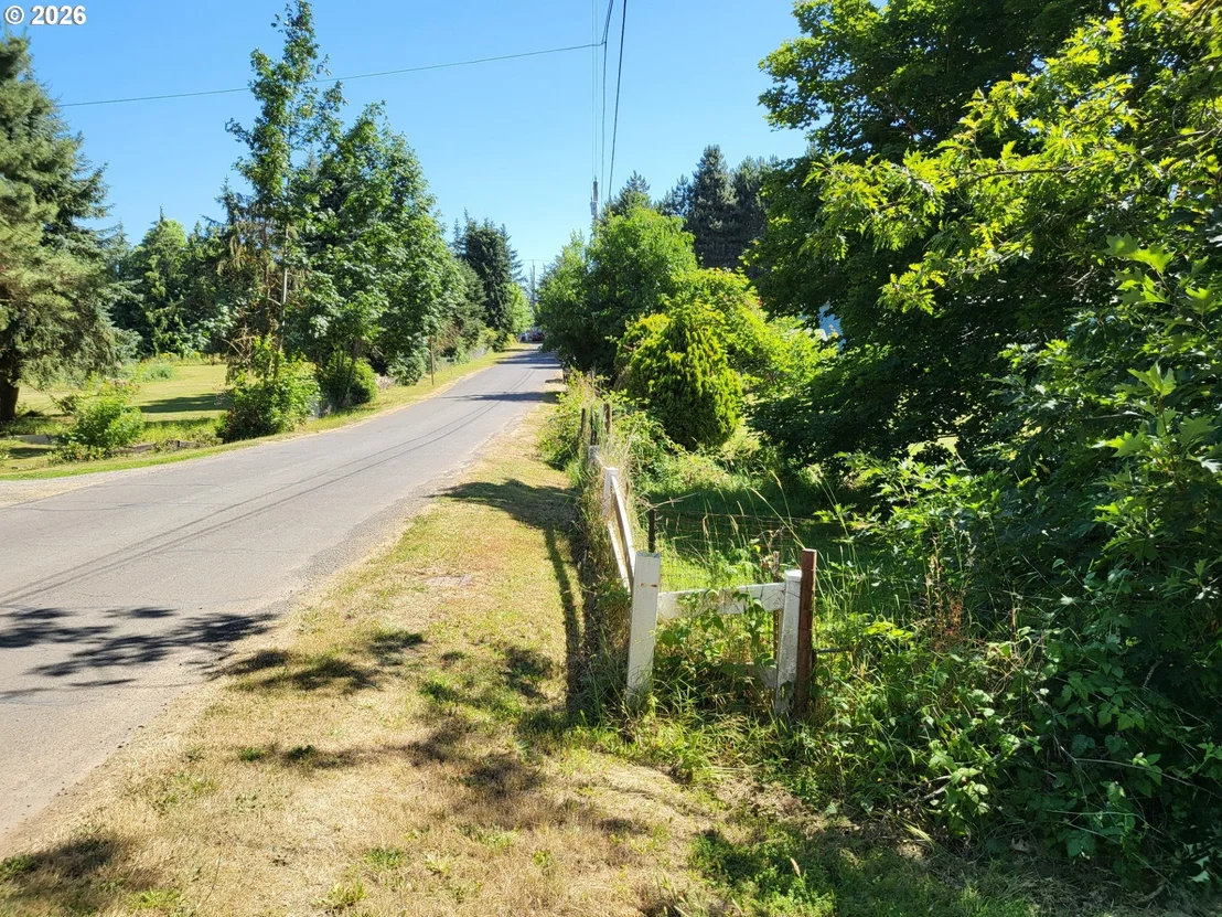 Photo of 7137 SE 322ND AVE