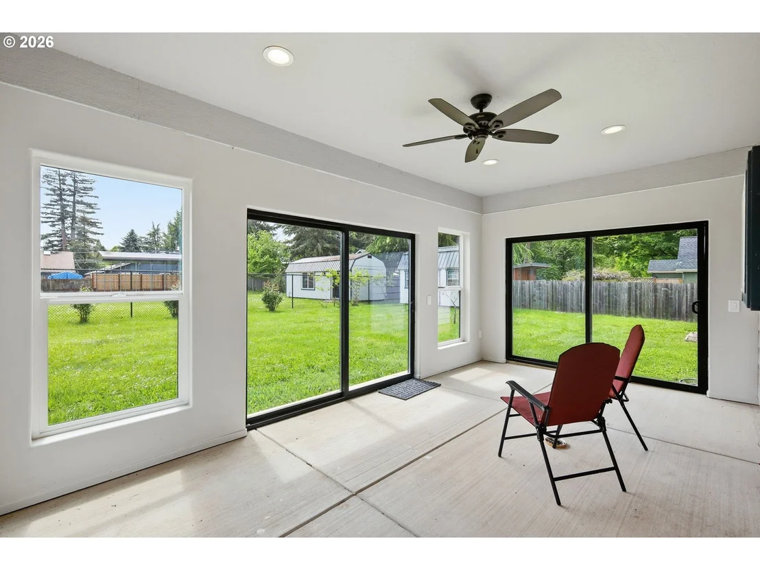Photo of 106 HANSEN LN
